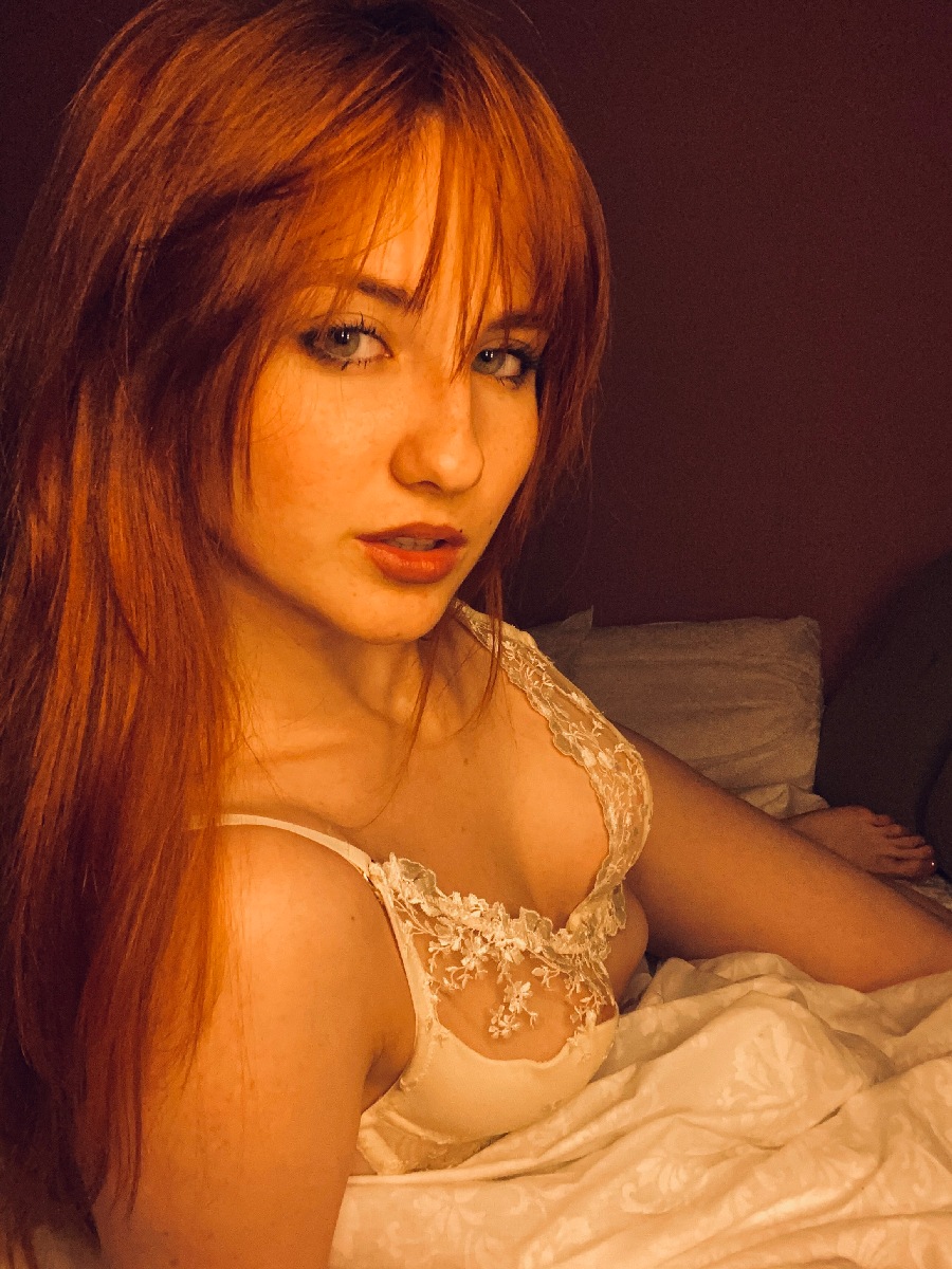 A playful frame from Nata — online in Ahvaz