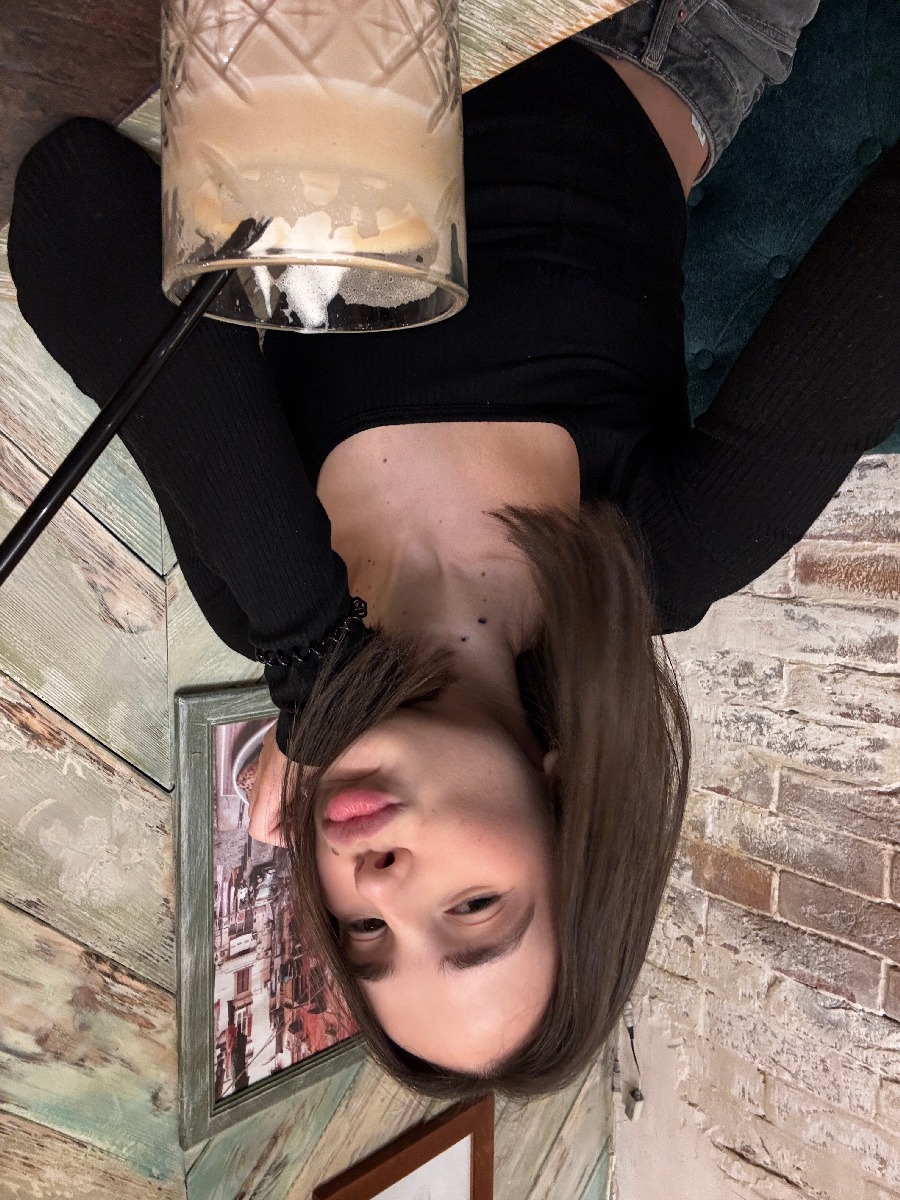 Fresh photos, fresh mood — Tina online in Ahvaz